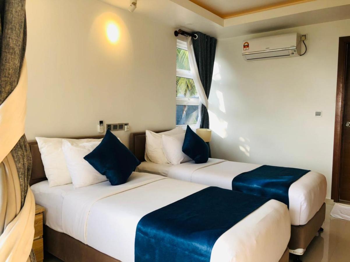 Reef Edge Thulusdhoo, Maldives Hotel Luaran gambar