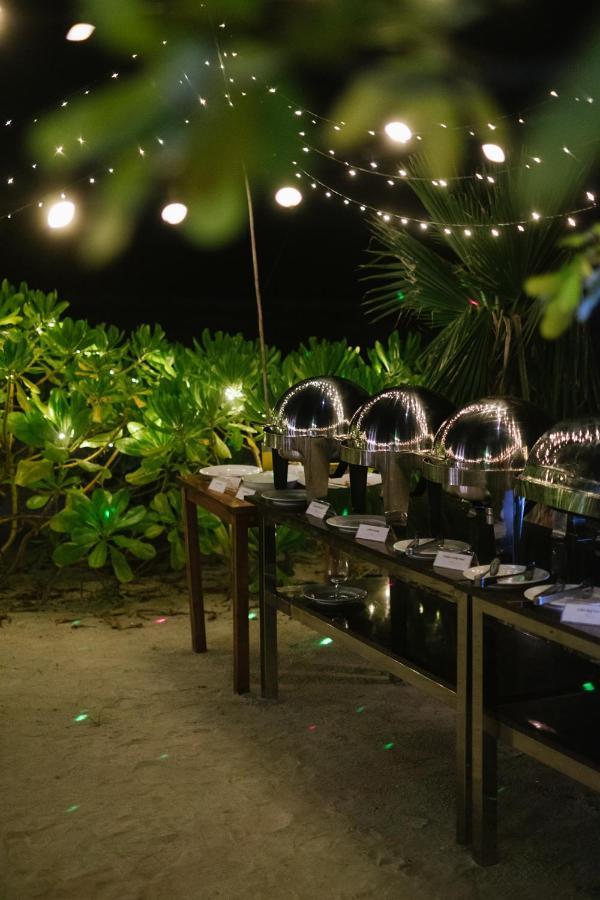 Reef Edge Thulusdhoo, Maldives Hotel Luaran gambar