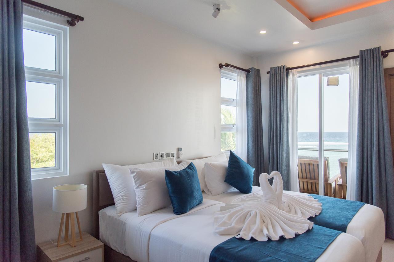 Reef Edge Thulusdhoo, Maldives Hotel Luaran gambar