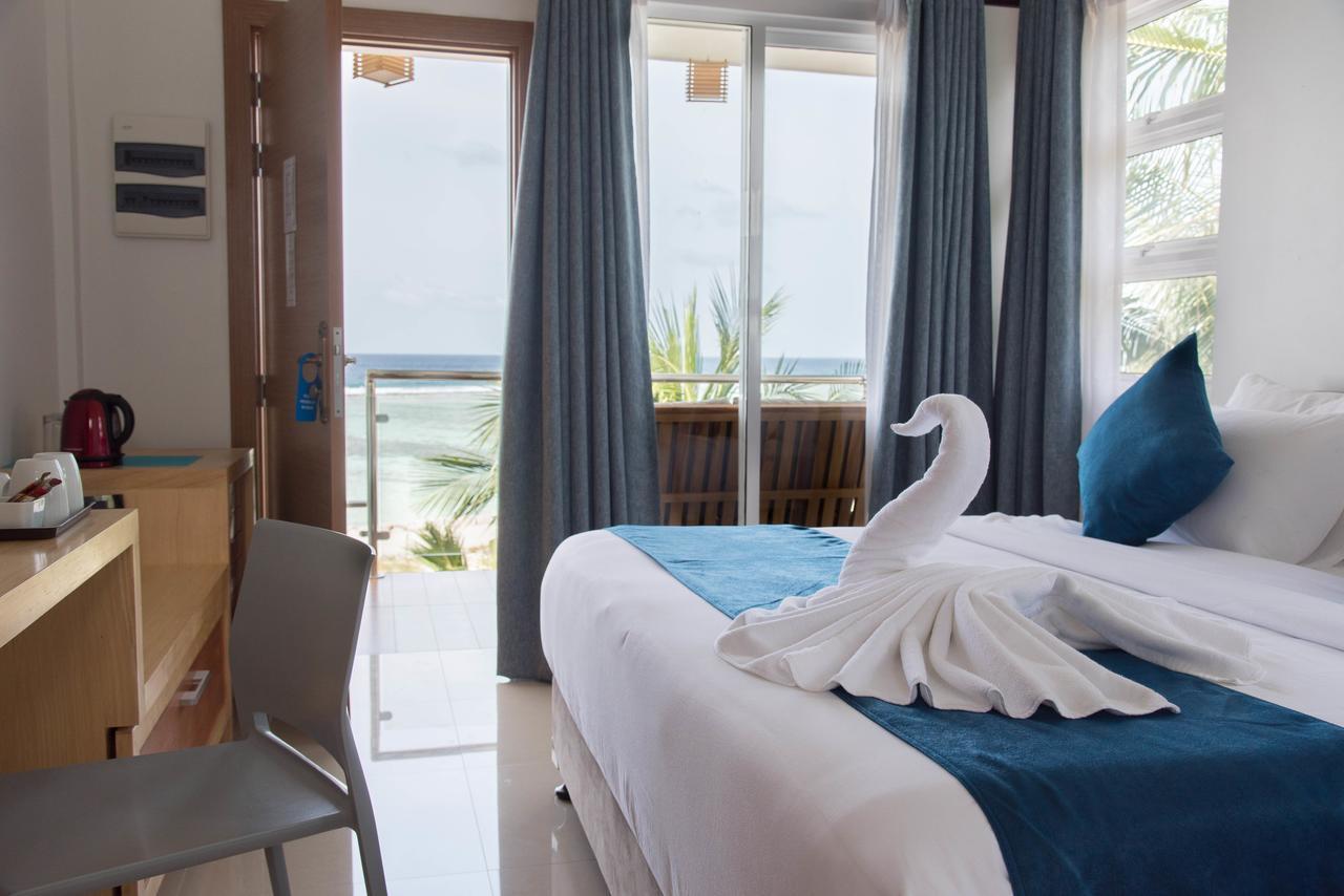 Reef Edge Thulusdhoo, Maldives Hotel Luaran gambar