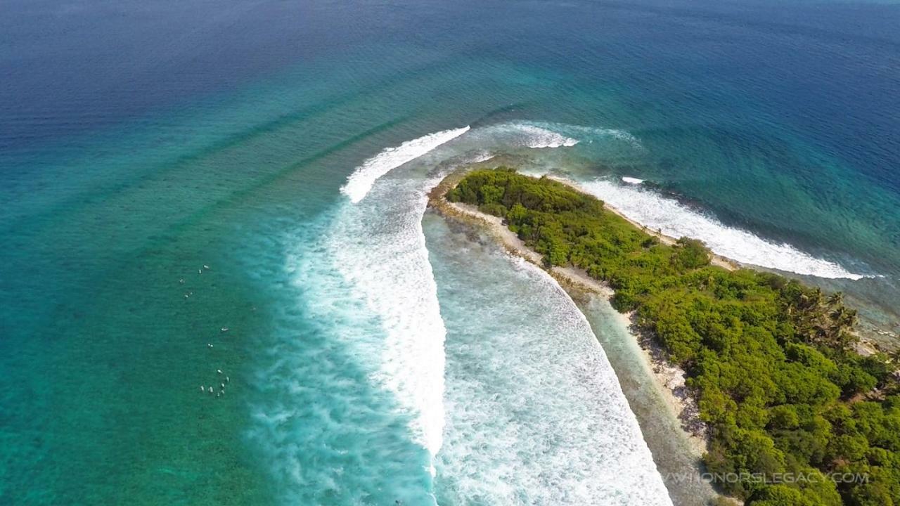 Reef Edge Thulusdhoo, Maldives Hotel Luaran gambar